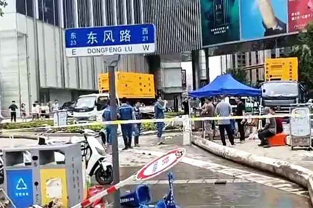 开云官方端网站登录入口-开云online(中国)排涝突击队在排涝现场